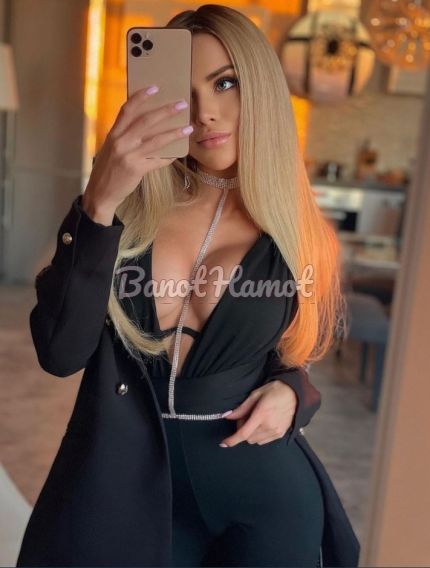All types of erotic massages are available All types of erotic massages are available