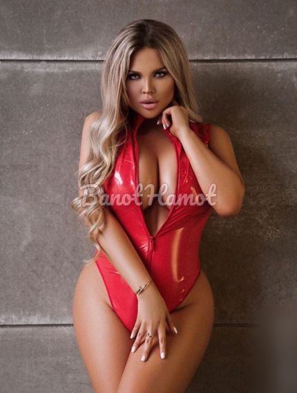All types of erotic massages are available All types of erotic massages are available