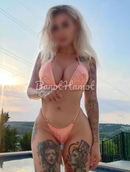 Adorable girls from escorts services Adorable girls from escorts services