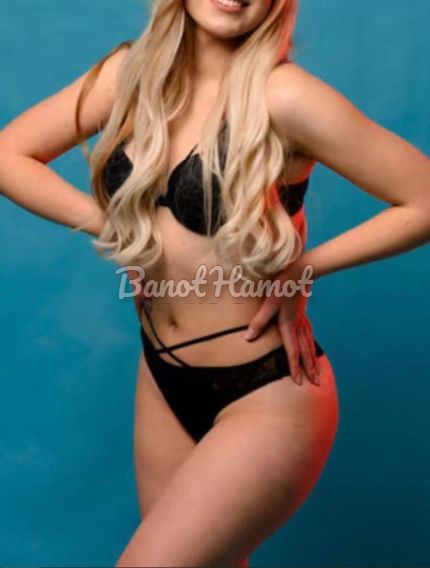 Adorable girls from escorts services Adorable girls from escorts services