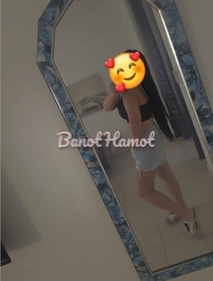 נערות ליווי