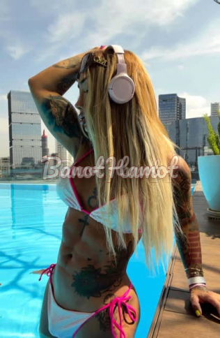 קוקסינלית הכי יפה בחיפה